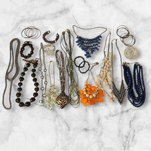 Lot of vintage Y2K costume jewelry